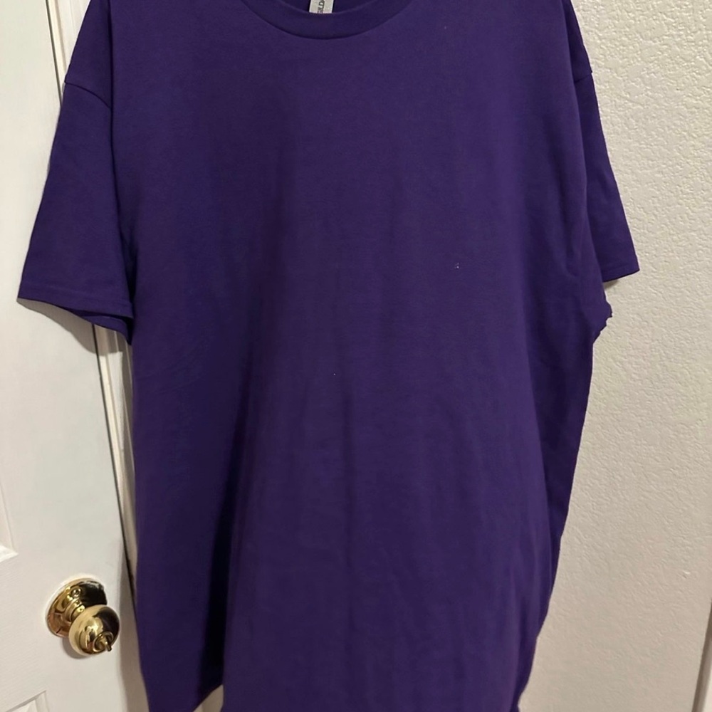 Gildan Men's Short Sleeve Tee - Deep Purple